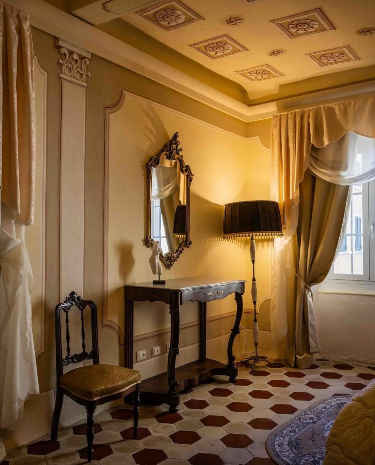 Guest house Palazzo Lari Sarzana